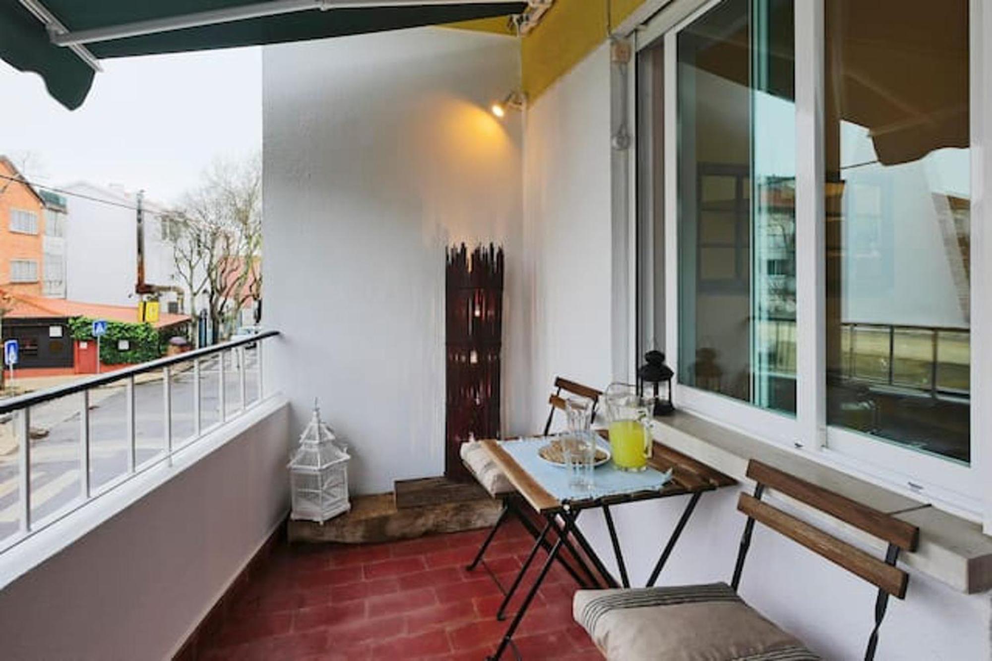 Elegant In With Fireplace 80 M² Apartment *