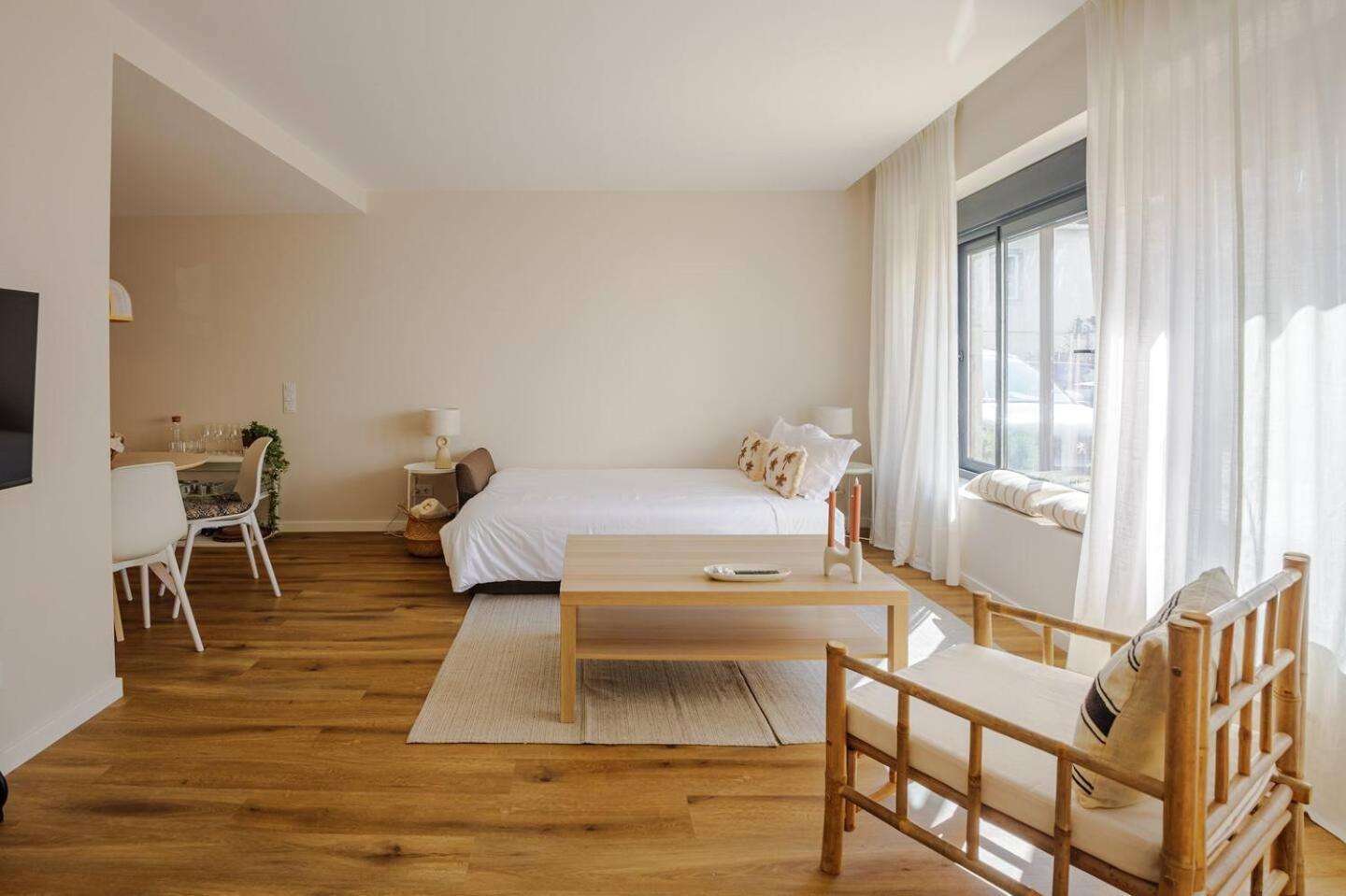 Apartment Prior23 *