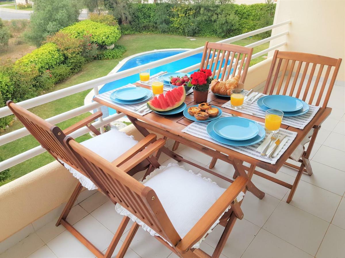Ocean - With Swimming Pool Apartment Cascais