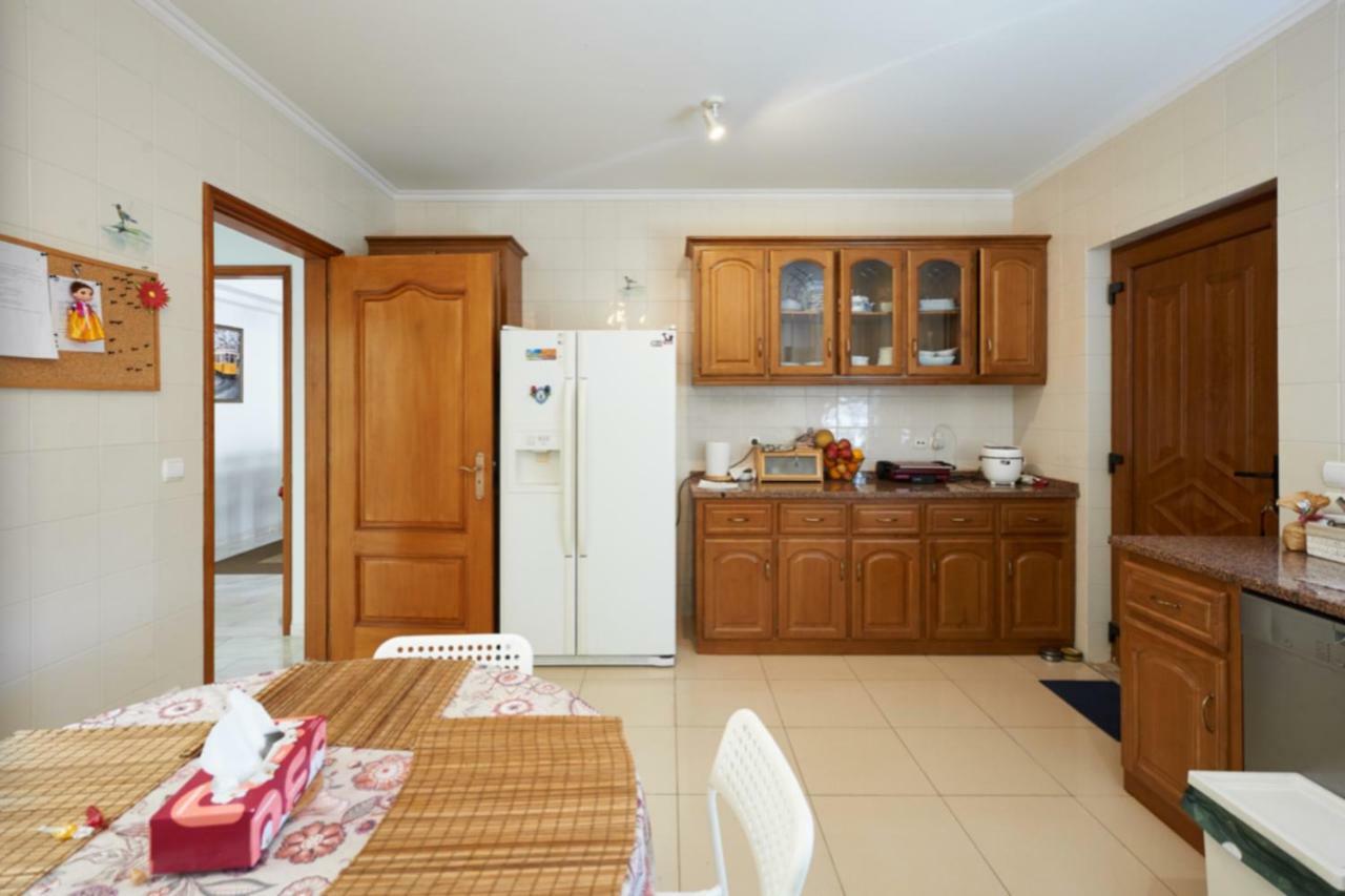 Casa de hóspedes Carcavelos Beira Luxury Suites