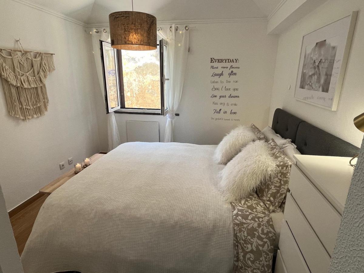 New! Nomad Dreams N.3 * Cascais