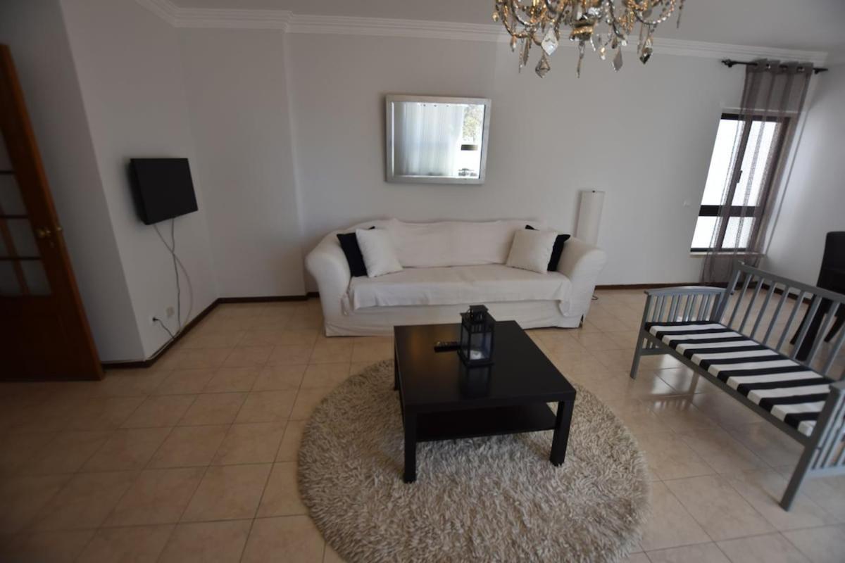 Apartment Excellent 2 Bedroom In Center Cascais
