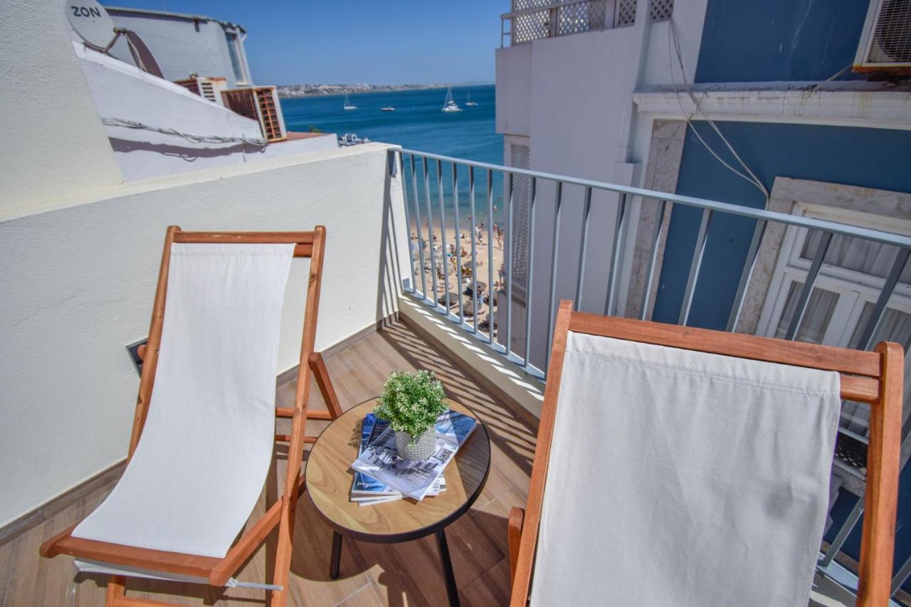 & Stylish 2 Bedroom W/ Balcony * Cascais