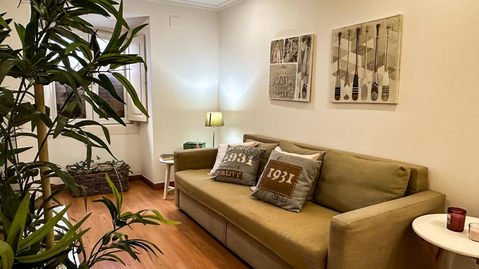 T2 -cascais Center - 100m From *