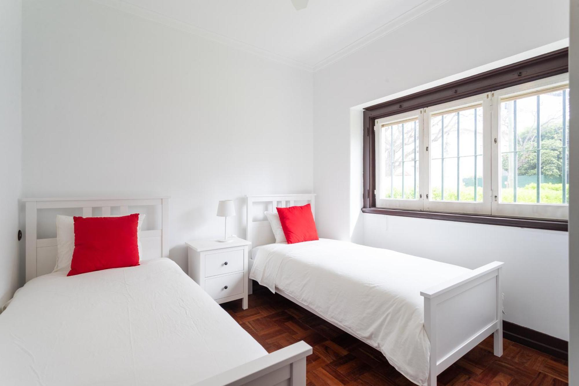 Jacaranda Apartment *