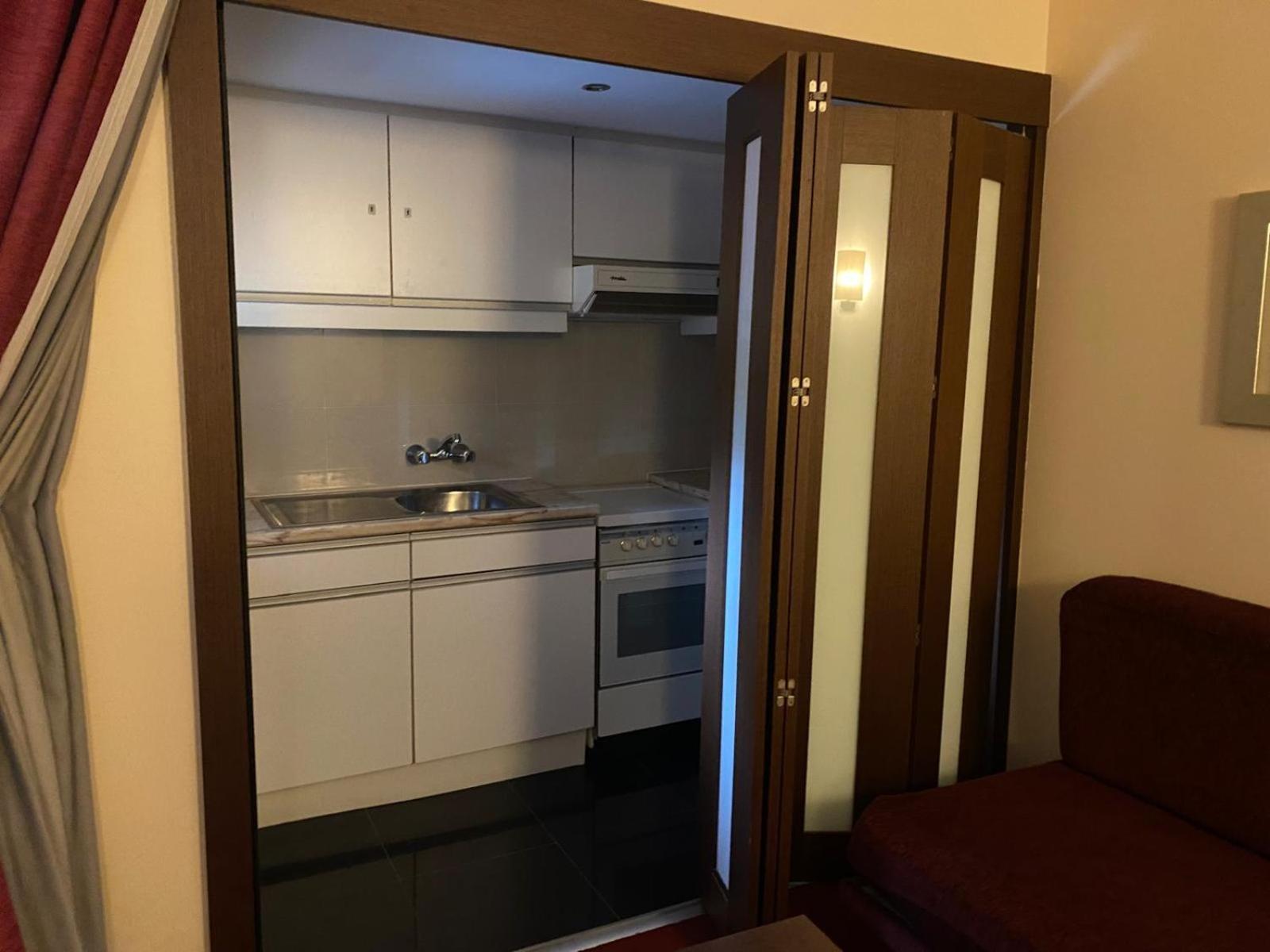 Gale T1 109 Hotel 4*