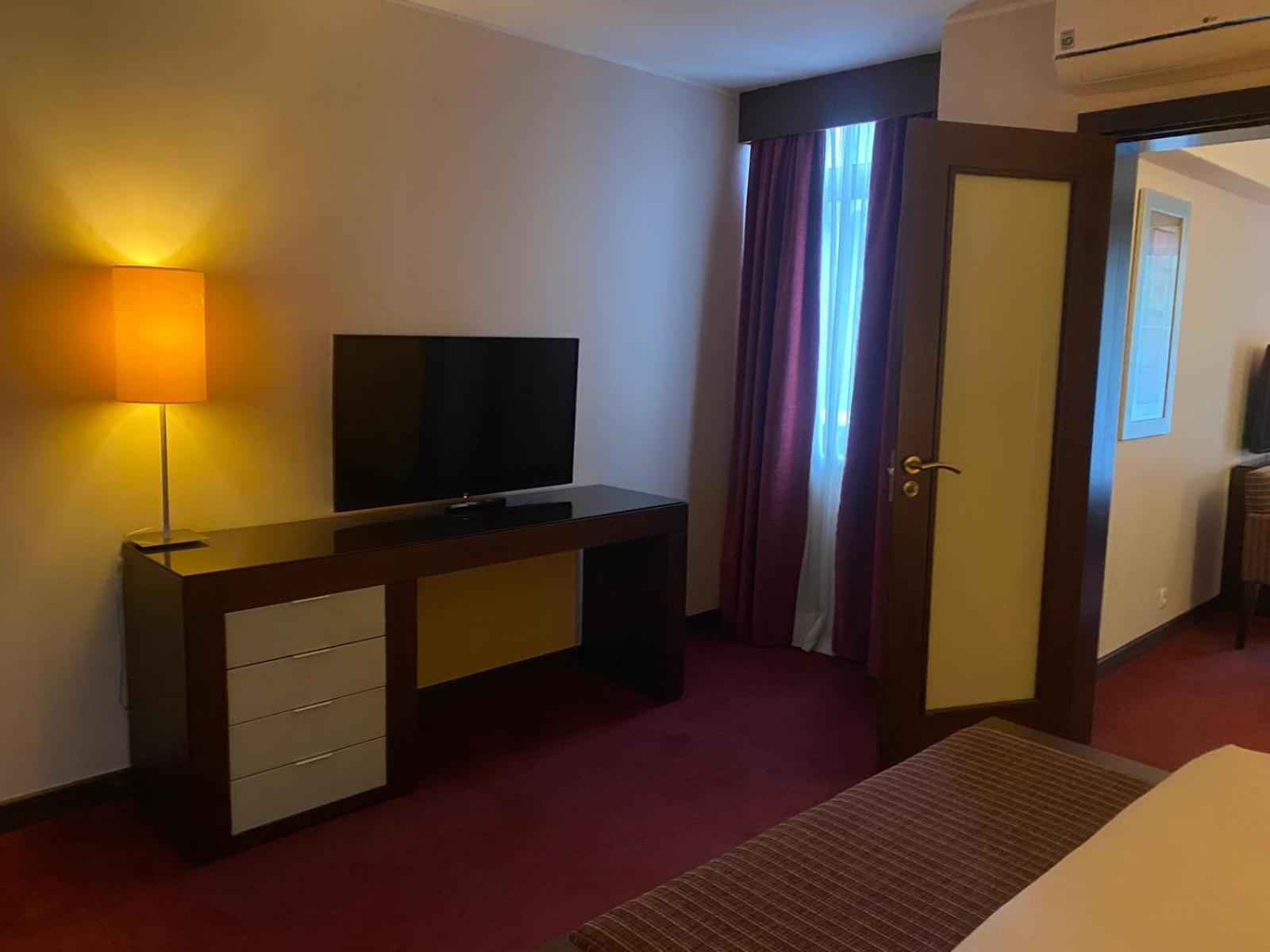 Hotel Gale T1 109 4*
