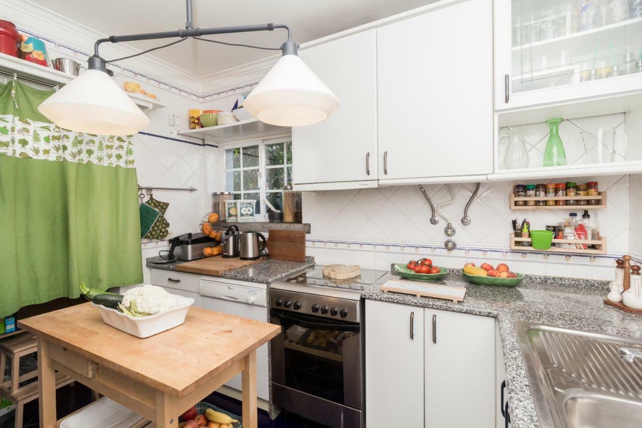 Magnolia House - *